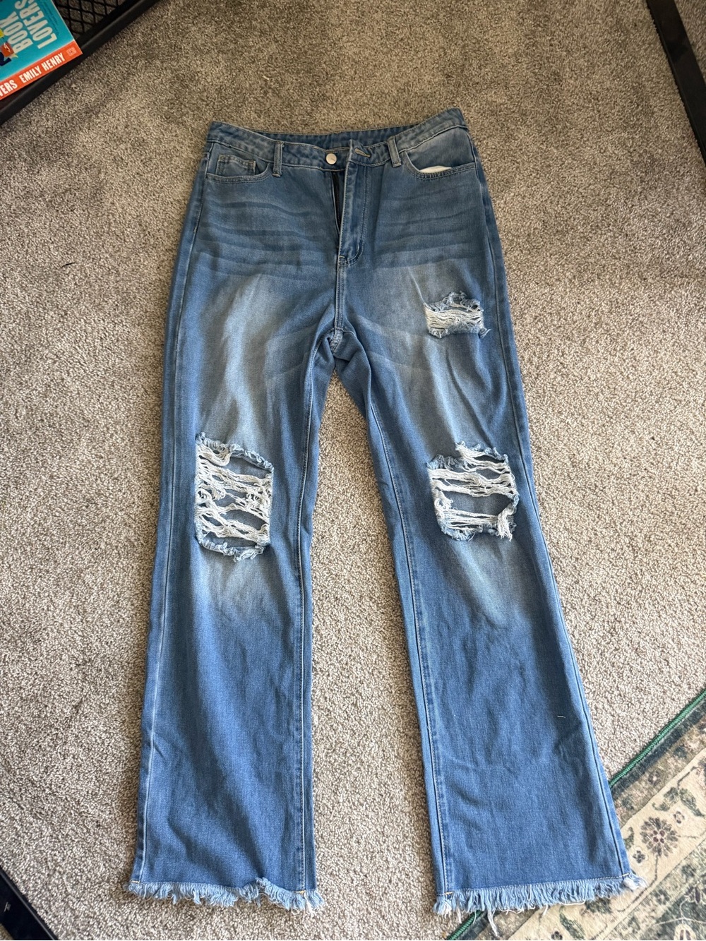 SHEIN Blue Distressed Wide-Leg Jeans with Raw Fringe Hem